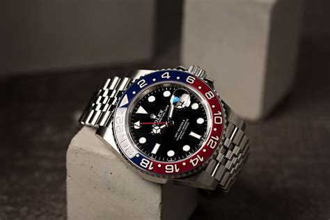 piovano ruba rolex aosta|Rolex GMT Pepsi Review: The Ultimate Buying Guide .